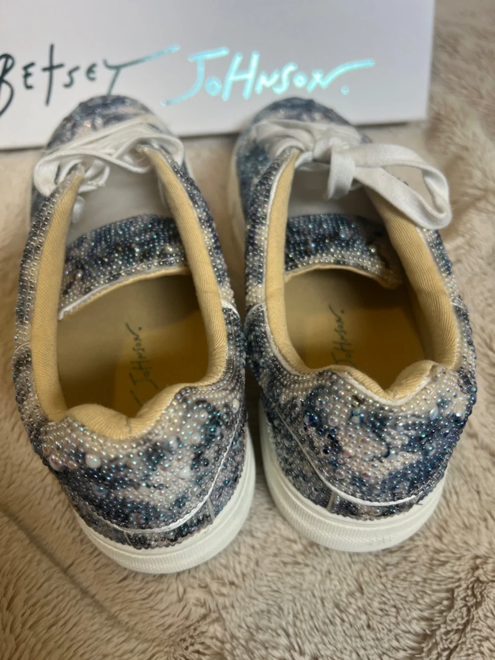 Betsey Johnson Sidny Blue Floral Sequin Sneakers - Sz 7.5 - Picture 8 of 12